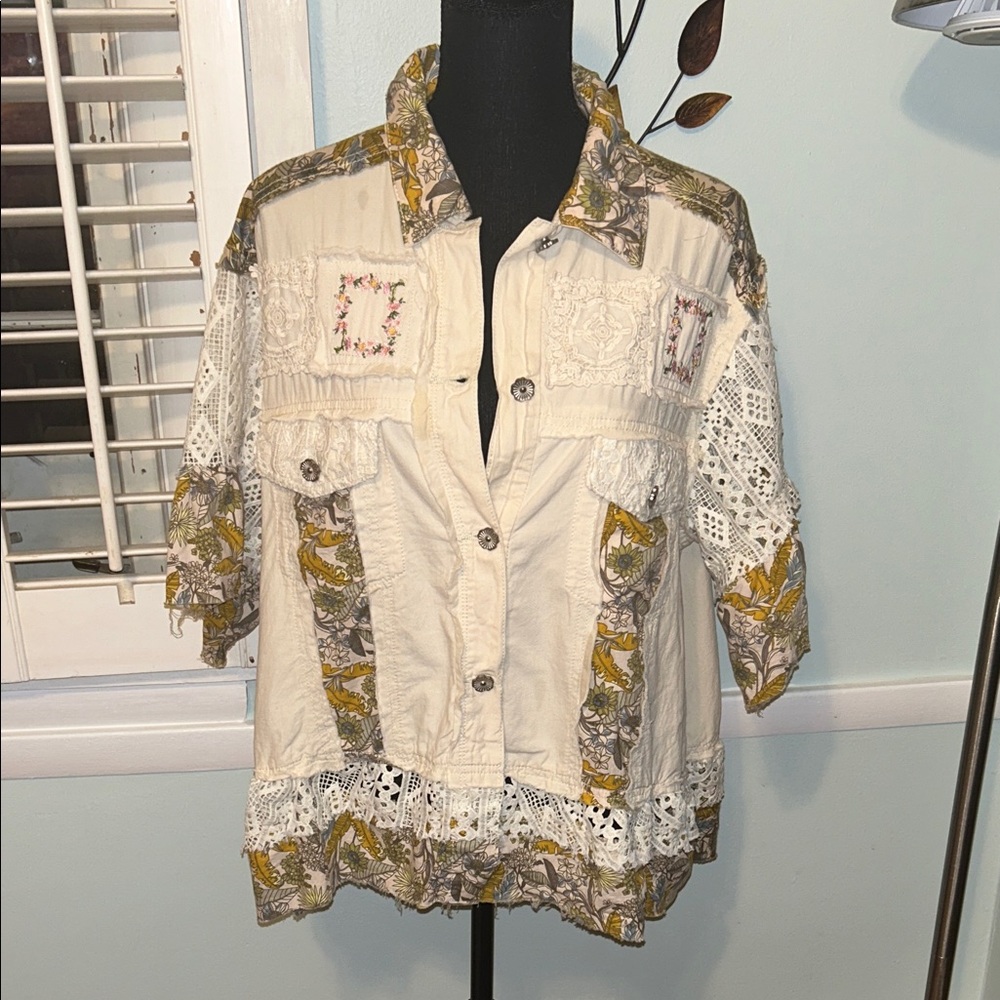 POL Cream and Yellow Patchwork Jacket - image 1